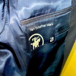 ✨Hart Schaffner Marx Blazer✨